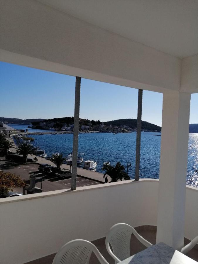 Apartments Marija - By The Sea Rogoznica  Buitenkant foto