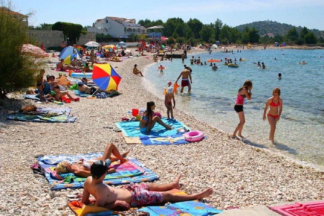 Apartments Marija - By The Sea Rogoznica  Buitenkant foto