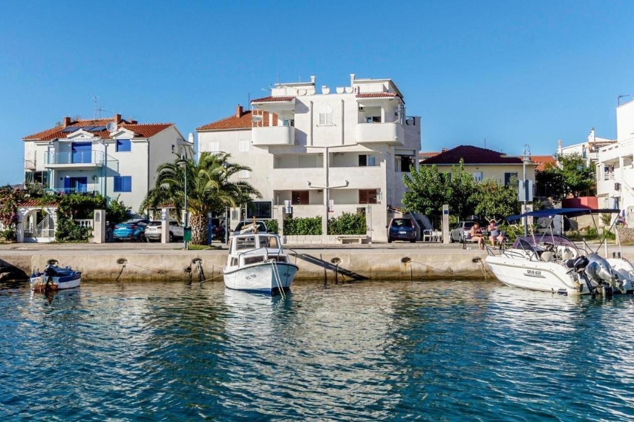 Apartments Marija - By The Sea Rogoznica  Buitenkant foto